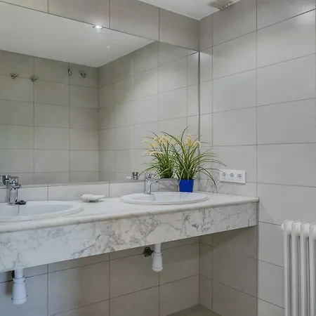 Flateli Llafranc * Palafrugell