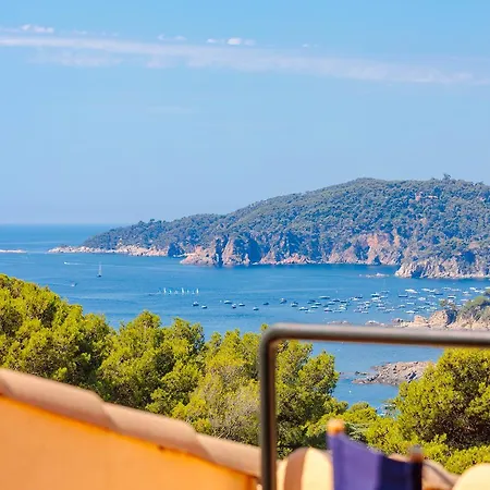 Flateli Llafranc Tatil Evi *
